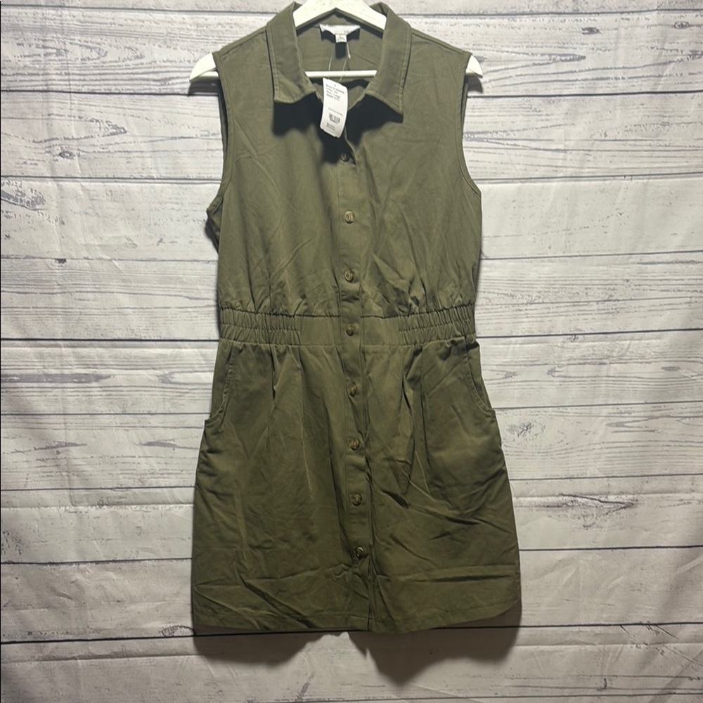 Luukse dress NWT